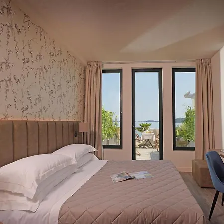 Du Lac Hotel Gardone Riviera
