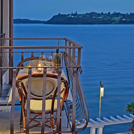 Hotel Du Lac