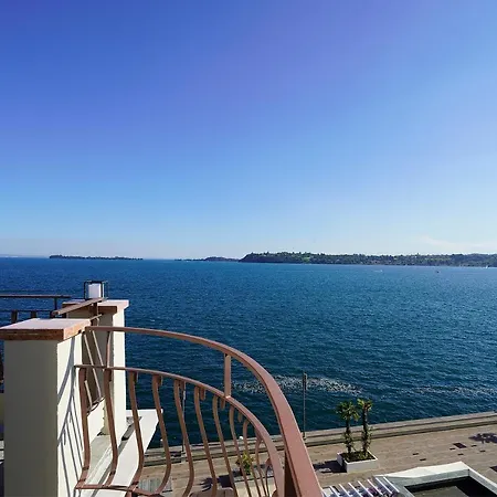 Hotel Du Lac 3*