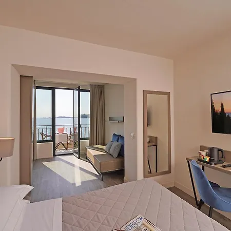 Hotel Du Lac Gardone Riviera