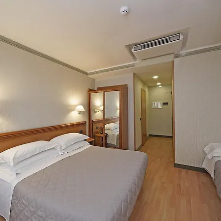 Du Lac Hotel 3*