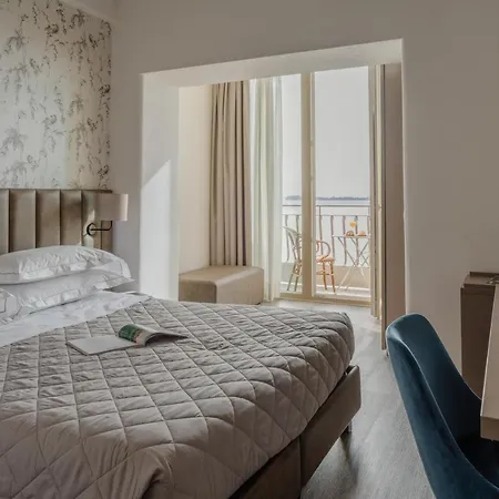 Hotel Du Lac 3*