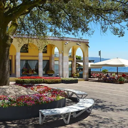 Hotel Du Lac 3*